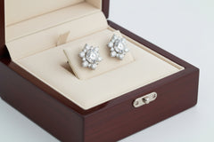 Midnight Clover Crystal Stud Earring